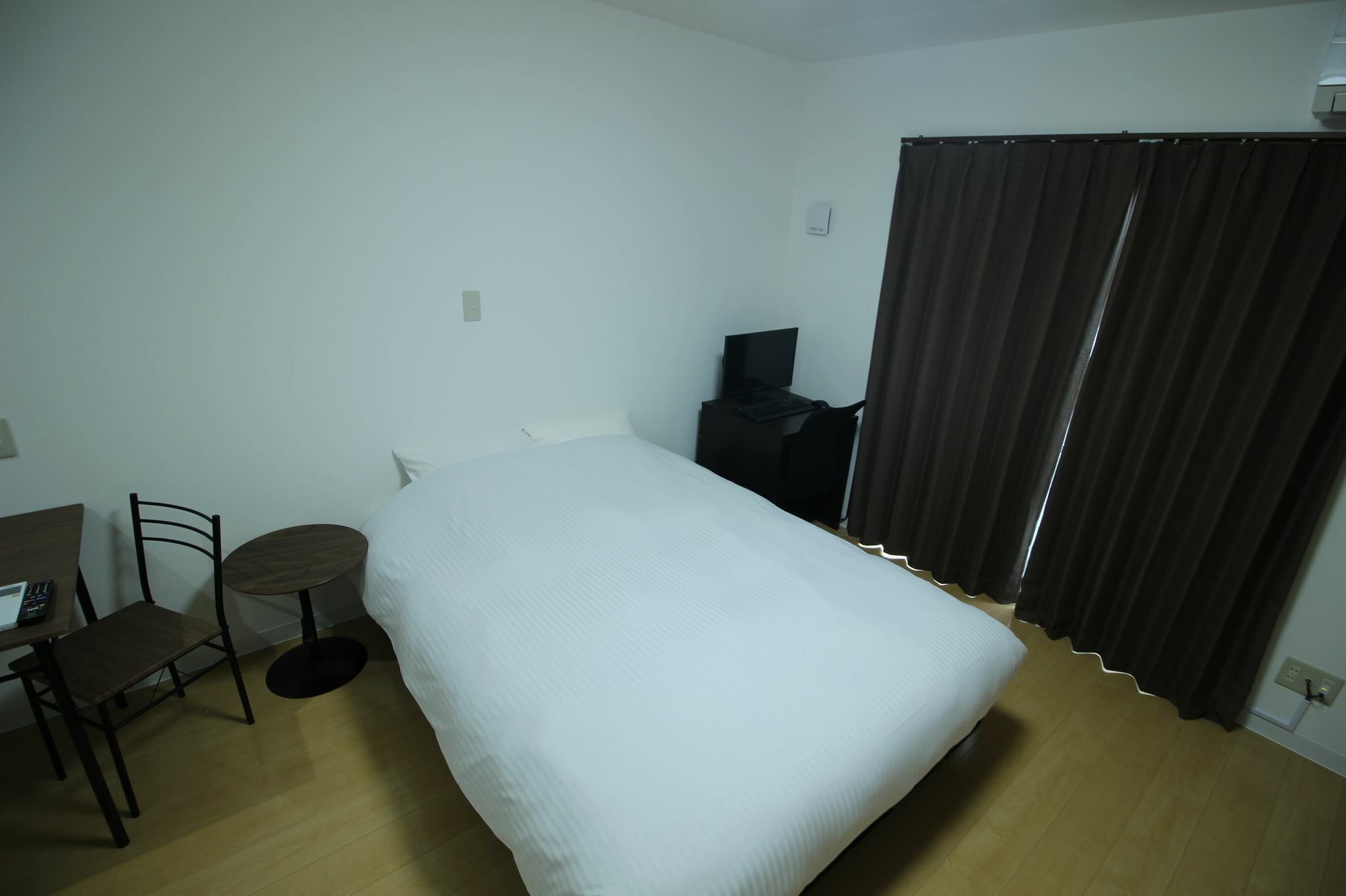 Glanz-Inn Matsuo-Guesthouse In Okinawa นาฮะ ภายนอก รูปภาพ
